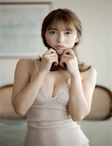 大胸美女无遮住-hlsw中文版